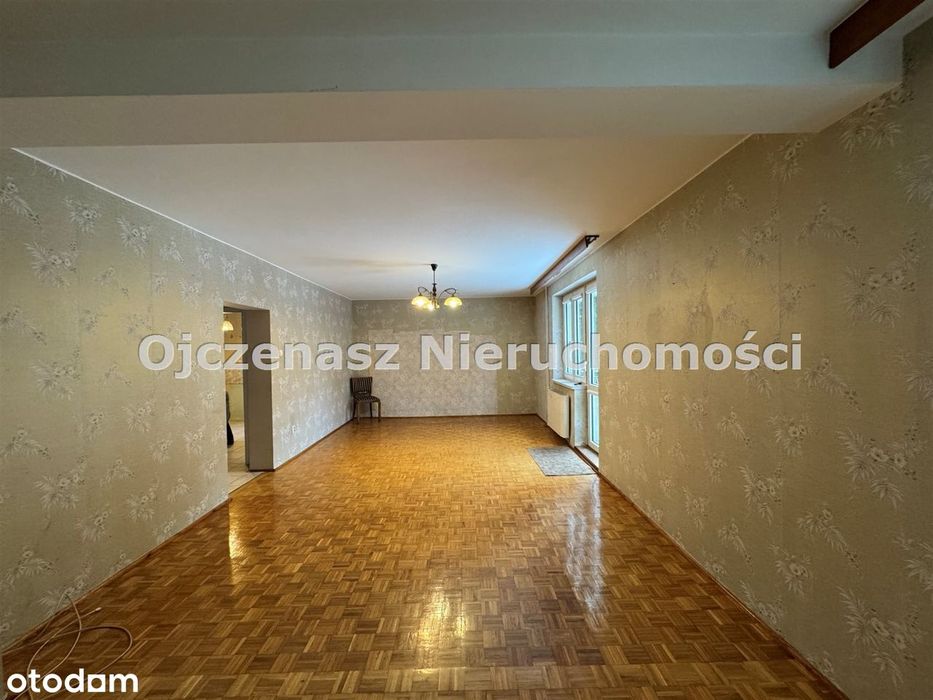 Modernistyczna willa z duzym potencjałem
