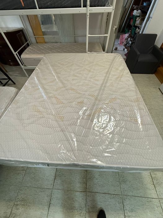 Colchão casal novo Pikolin