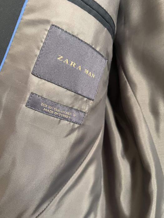 Granatowy klasyczny garnitur męski Zara