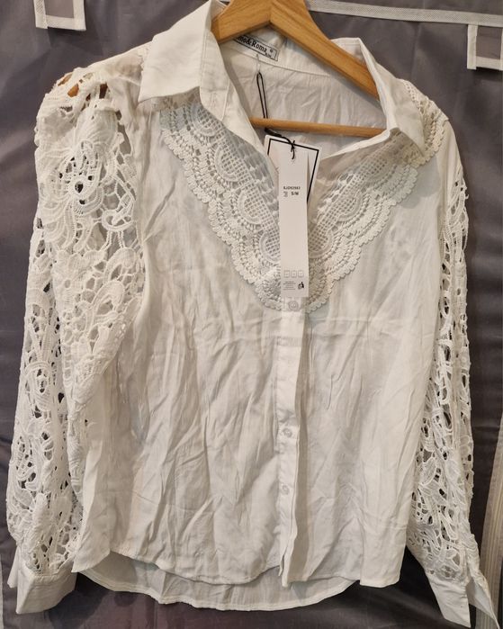 Vendo blusa nova com etiqueta