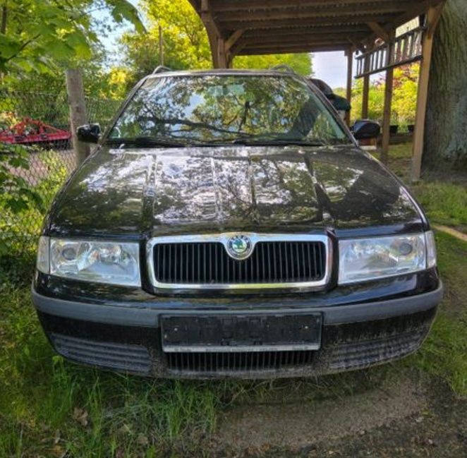 Продам капот Шкода  Октавія