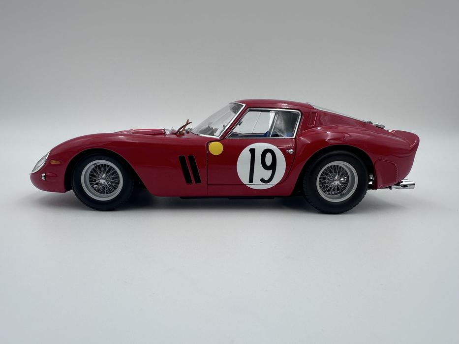 Ferrari 250 GTO #19 Kyosho 1:18