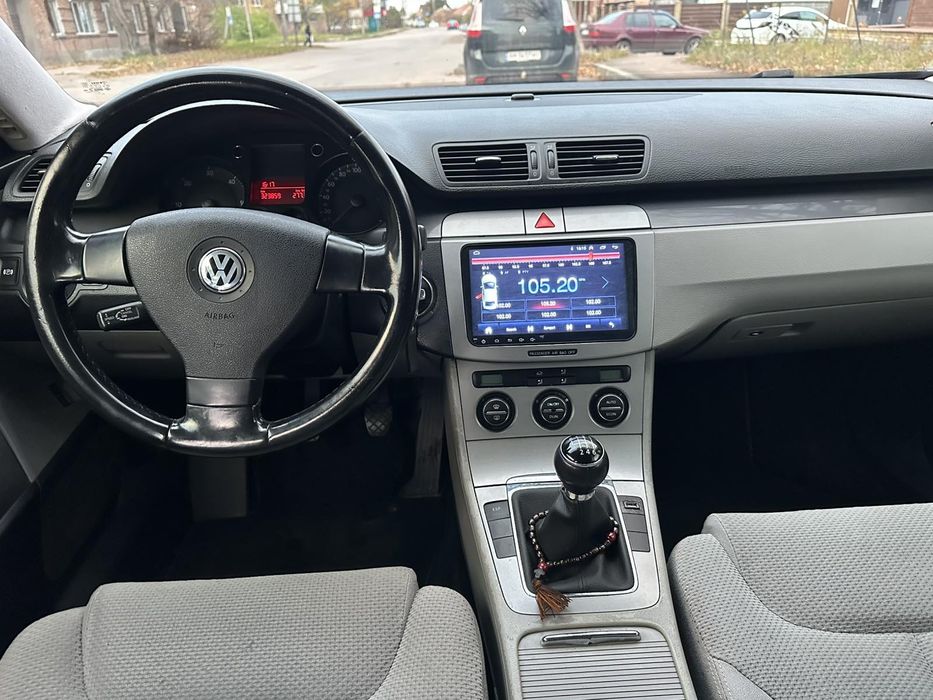 Пассат б6 седан.