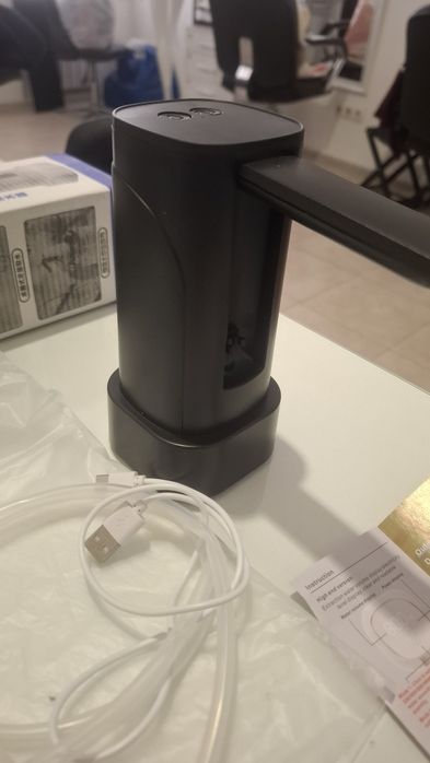 Насос настольный диспенсер  воды помпа бутыль кулер