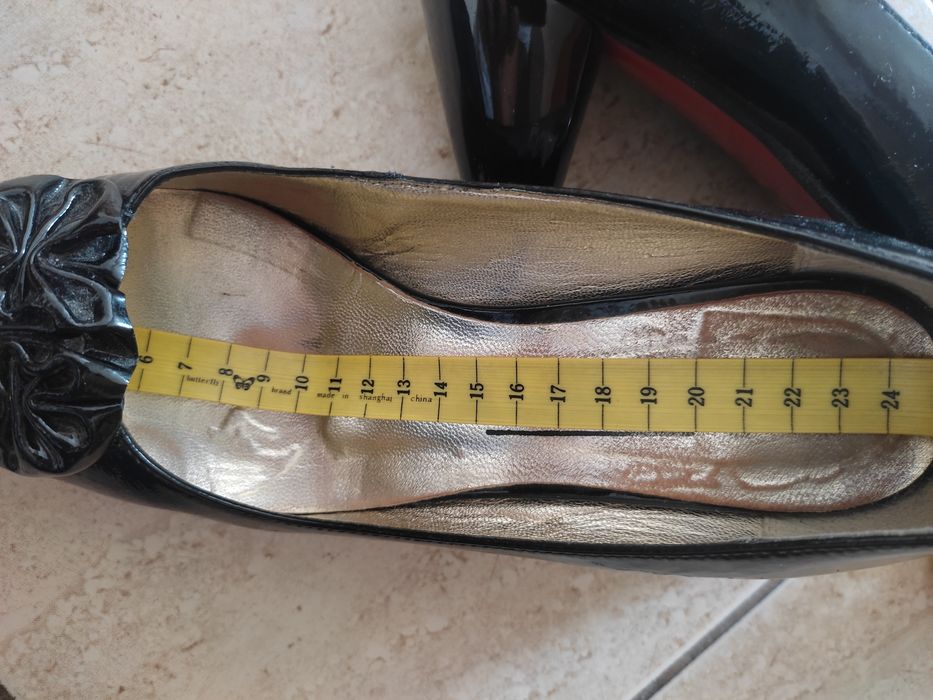Buty lakierowane skórzane
