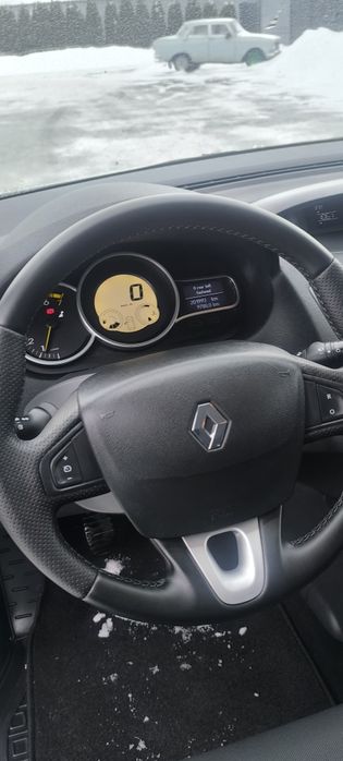 Продаю мегана.    .