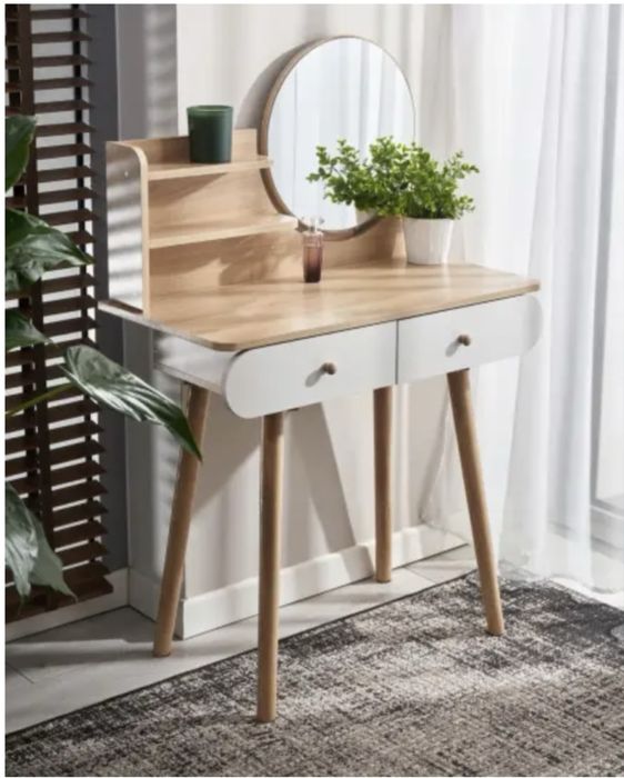 Туалетний столик Bonro для макіяжу б/у