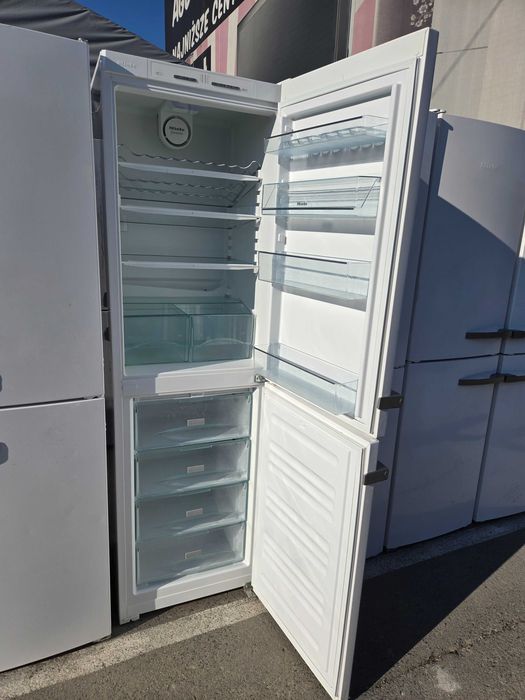 JANKI AGD Lodówka Miele SUPER stan