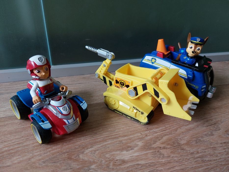 Paw Patrol Щенячий патруль. Оригінал. Гончик  з патрульним авто