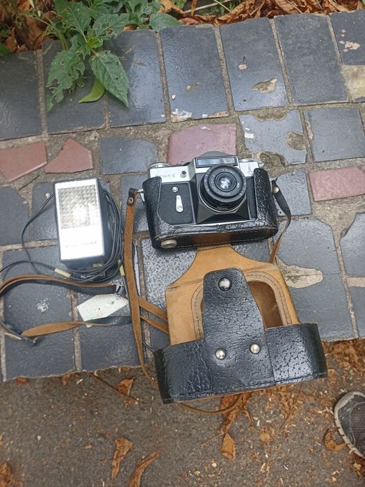 Фотоапарат зеніт-е бу робочий в гарному стані