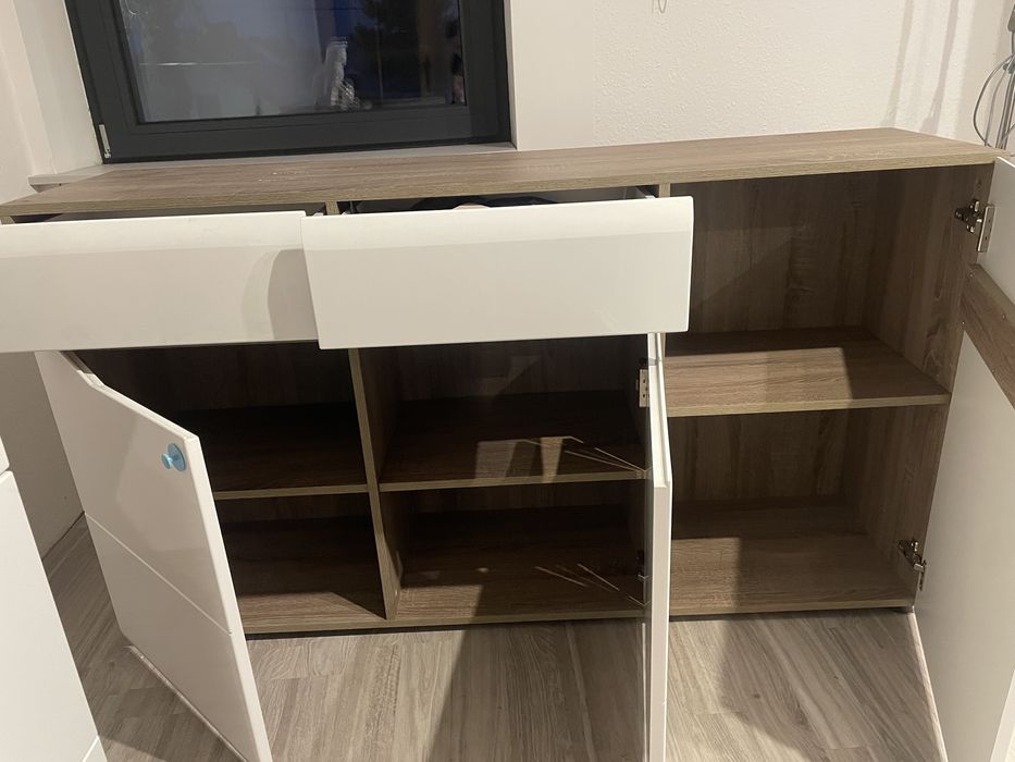 Komody 150 cm szerokosci