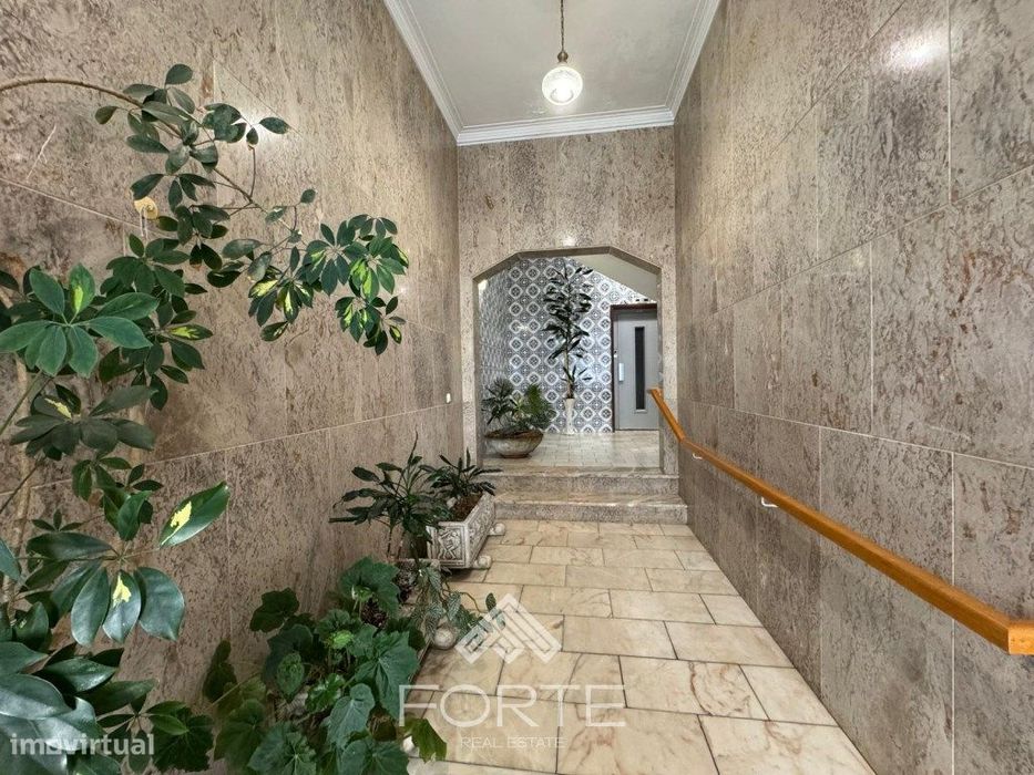 Apartamento T2 para Arrendamento no Centro de Espinho