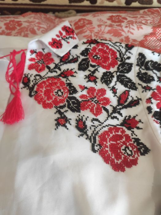 Сорочка вишита бісером