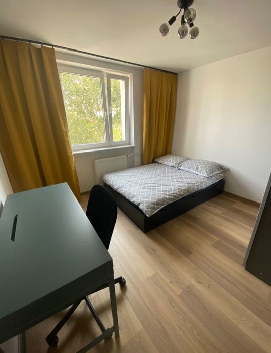 Pokój do wynajęcia – metro Płocka 6 minut na pieszo