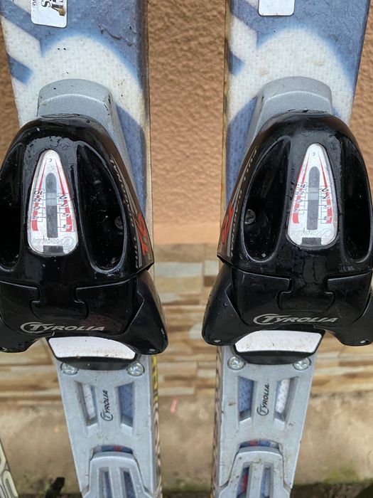 Лижі  В хорошому стані