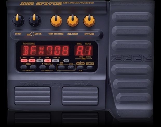 Pedaleira baixo Zoom BFX-708