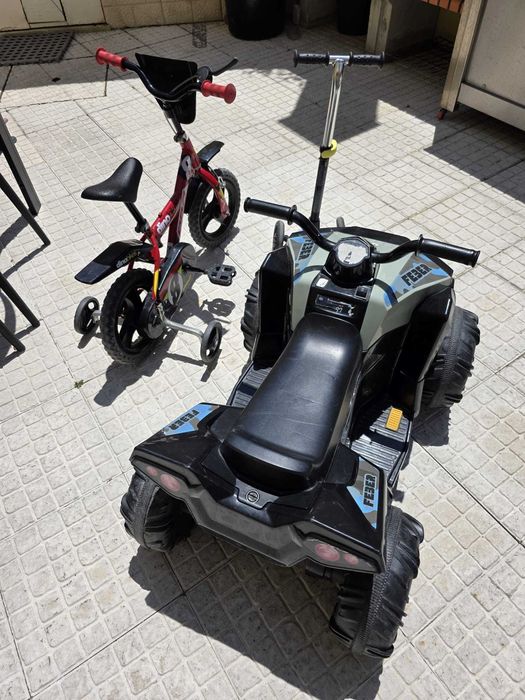 Kit para criança: moto 4, bicicleta, e trotineta por 130,00€