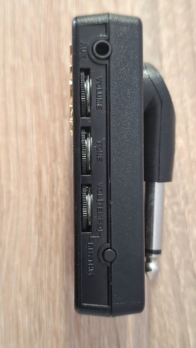 gitara basowa Harley Benton MB-4 SB Delux Series.