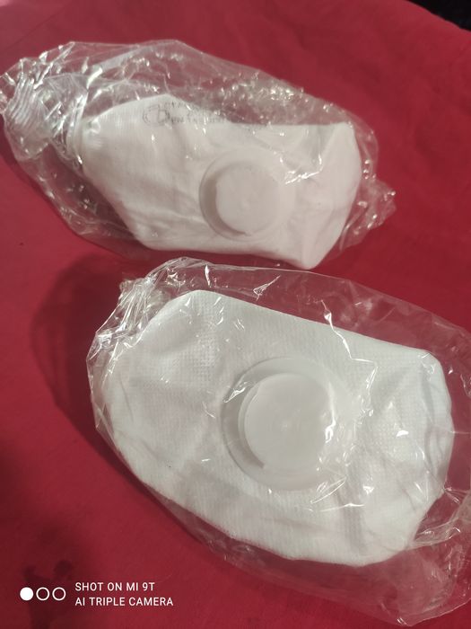 Півмаска фільтрувальна, респіратор, з клапаном, " лепесток".Захист орг