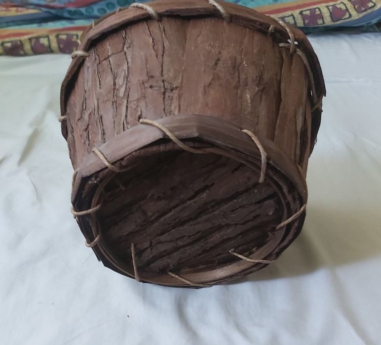 Koszyk z drewna drewniany brązowy kosz naturalny