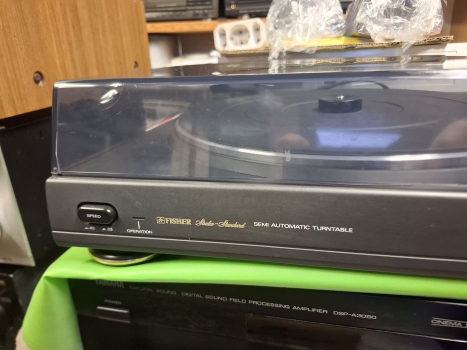 Gramofon Fisher MT-580