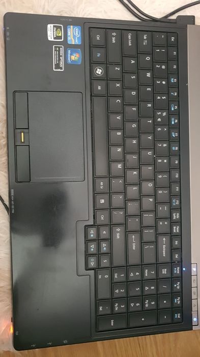 Acer laptop i5 with charger.8 gn ram/ 500 GB hhd