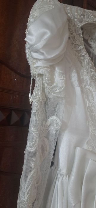 Ексклюзивна Весільна Сукня