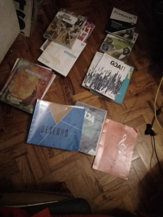 Manuais escolares  Baratos Modernos e + Antigos Low Cost  Desde 1E.