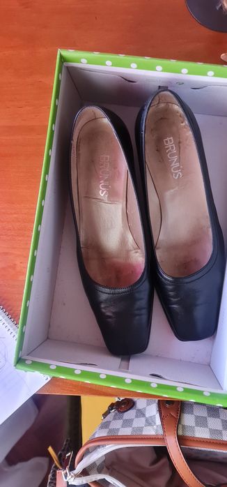 Vendo sapatos 39