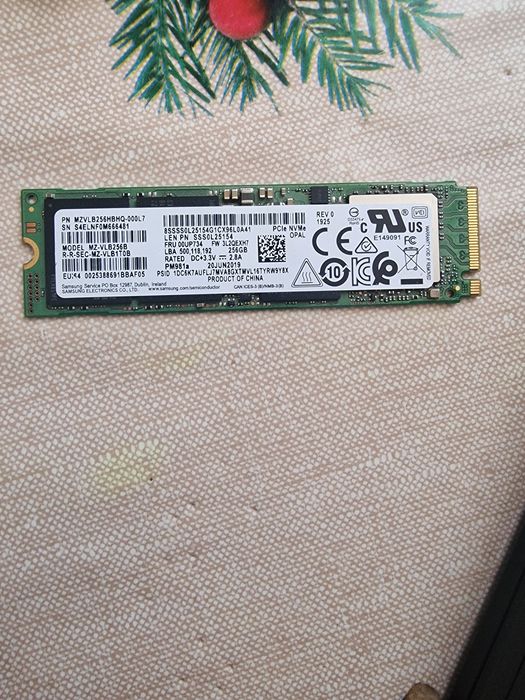 SSD 256GB NVMe Samsung MZVLB256HBHQ M.2 PCIe 3.0 98% SMART