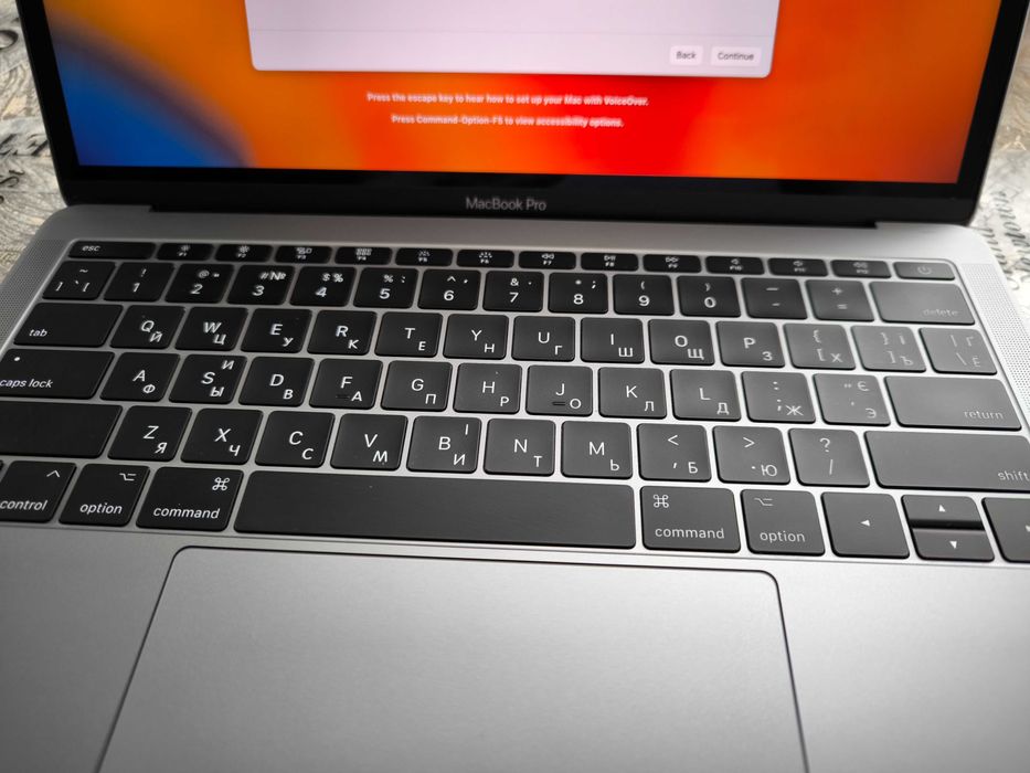 MacBook Pro 2017 A1708 8/256GB