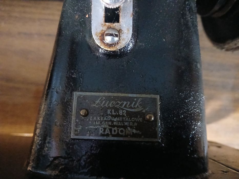 Maszyna  do szycia łucznik