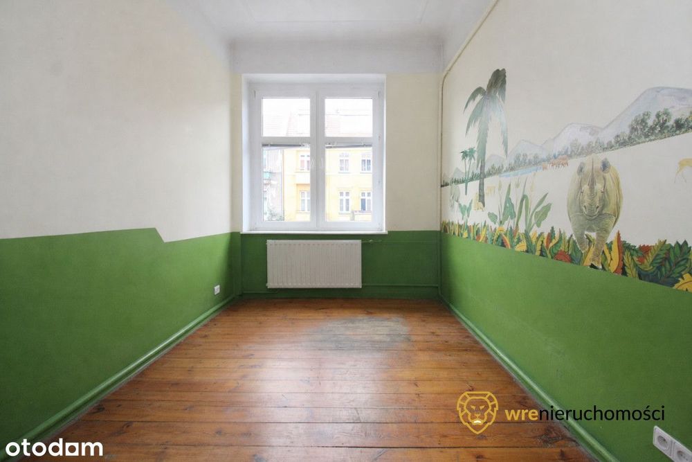 Rozkład, wysoki sufit, obustronne, dwa balkony