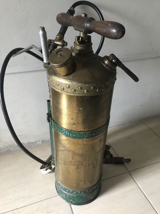 Maquina de sulfatar antiga