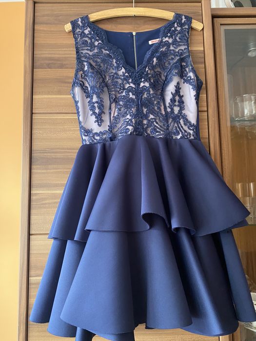 Elegancka sukienka