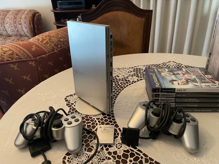 PlayStation 2  slim silver edition