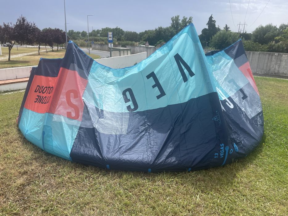 Kitesurf Duotone vegas 13