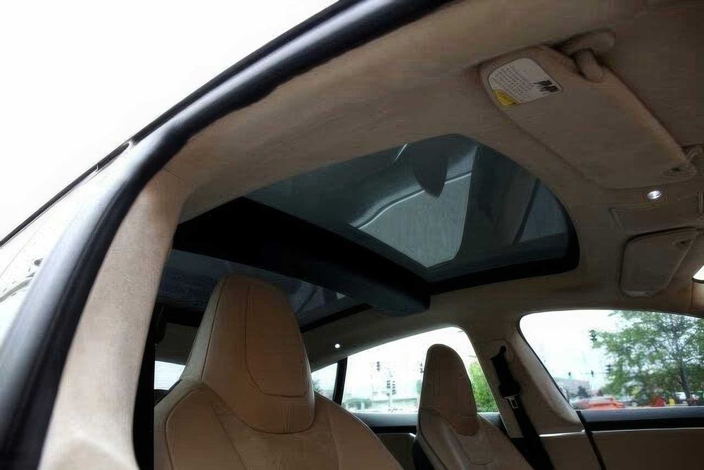 Tesla Model S      2014