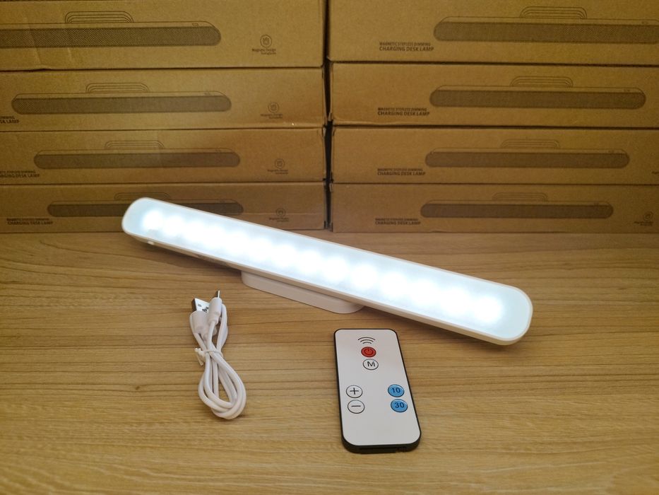 LED Світильник, LED лампа з пультом керування (акумуляторна, магнітна)