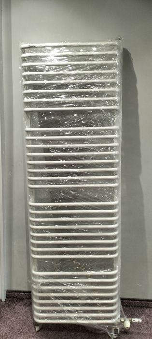 Grzejnik łazienkowy duży 54 x 173cm, elektryczny