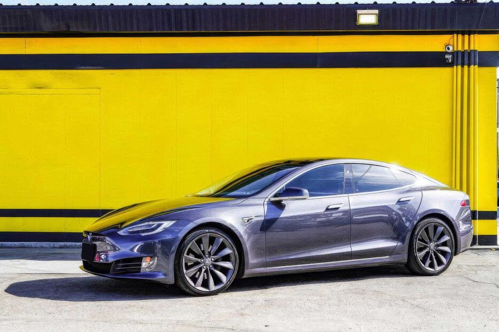 Tesla Model S 75      2017