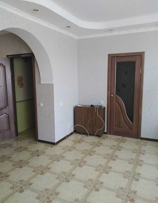 Зарічани ,чудовий будинок в затишному куточку