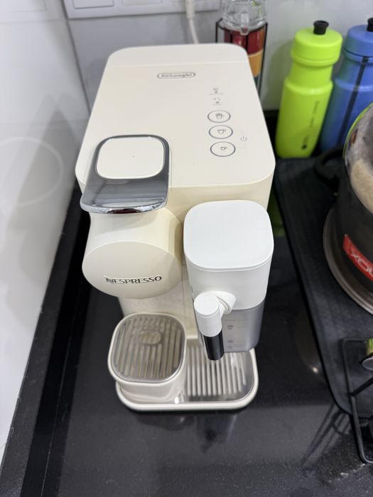 Nespresso Latissima One