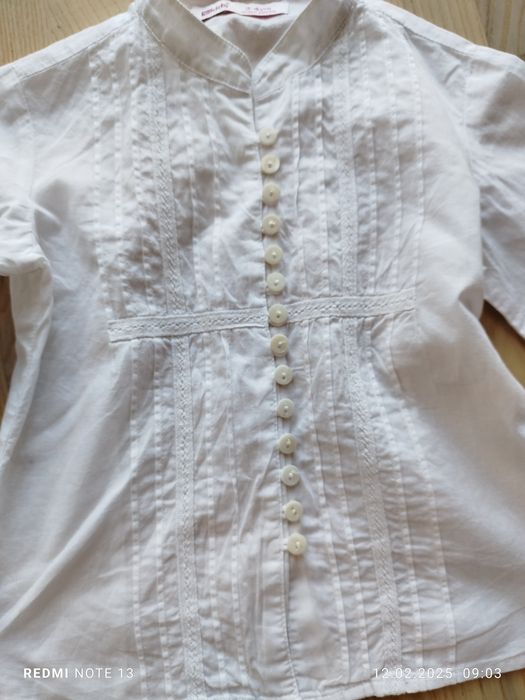 Biała elegancka bawełniana koszula z długim rękawem stójka ze stójką r