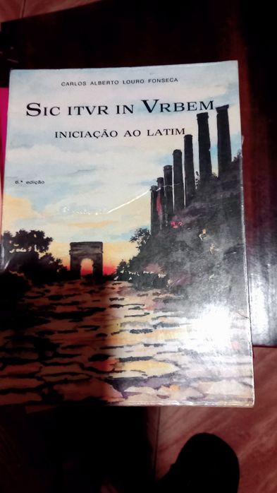 Livro sobre o latim