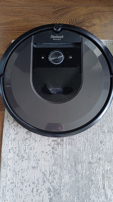 Roomba i7+ ze stacją