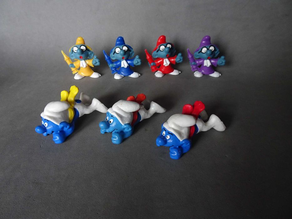 Figuras em PVC diversas da coleção Estrunfes Estrumpfes