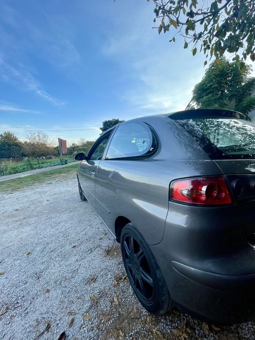Seat ibiza 6l 1.9 tdi (130cv) *mudei parachoques frontal*