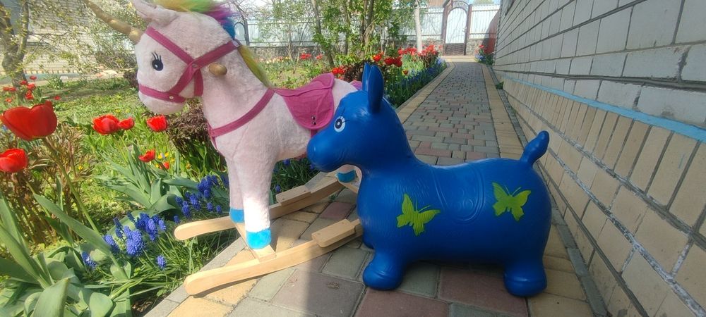 Продам дитячі іграшки