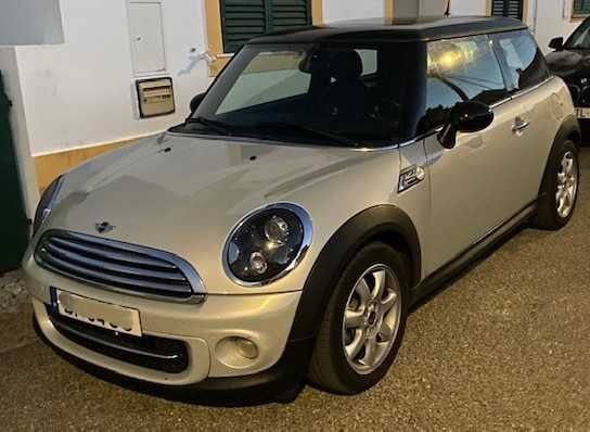 Mini Cooper D (geração LCI) Set./2011, 1.6 Diesel, 112 cv